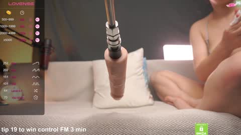 Snapshot of black_n_wh1te chatting on 01-21-25, 12:04 black_n_wh1te online show from 01-21-25, 12:04