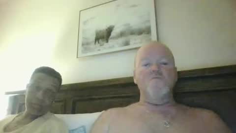 Snapshot of black_n_white4 chatting on 12-17-24, 10:34 black_n_white4 online show from 12-17-24, 10:34