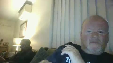 Snapshot of black_n_white4 chatting on 02-19-25, 09:28 black_n_white4 online show from 02-19-25, 09:28