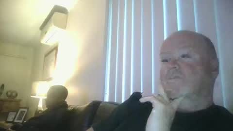 Snapshot of black_n_white4 chatting on 03-05-25, 08:54 black_n_white4 online show from 03-05-25, 08:54