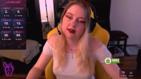 Snapshot of black_neon chatting on 12-04-25, 09:29 Sasha and Bella online show from 12-04-25, 09:29