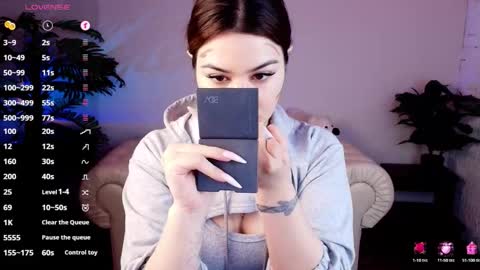 Snapshot of black_pant3r chatting on 02-08-26, 02:48 Mon Mon online show from 02-08-26, 02:48