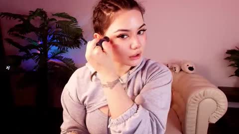 Snapshot of black_pant3r chatting on 02-18-26, 02:40 Mon Mon online show from 02-18-26, 02:40