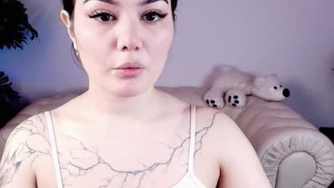 Snapshot of black_pant3r chatting on 02-19-26, 02:40 Mon Mon online show from 02-19-26, 02:40