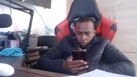 Black online show from 02-17-26, 06:47