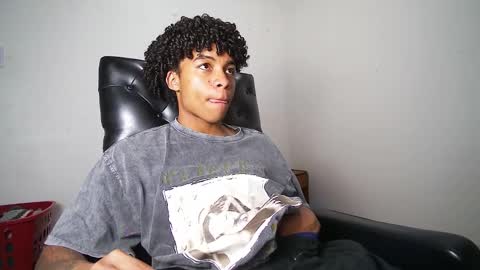 black_tentationx online show from 02-14-25, 06:23