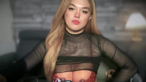 Snapshot of blackbarbiechantalxvx chatting on 02-08-25, 01:11 blackbarbiechantalxvx online show from 02-08-25, 01:11