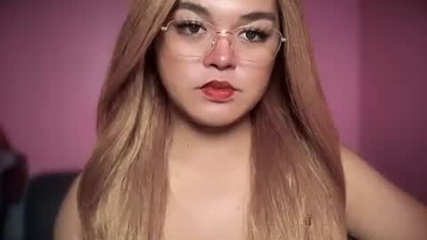 Snapshot of blackbarbiechantalxvx chatting on 02-17-25, 04:15 blackbarbiechantalxvx online show from 02-17-25, 04:15