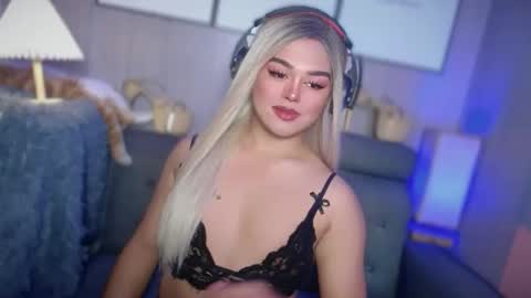 Snapshot of blackbarbiechantalxvx chatting on 03-04-25, 05:03 blackbarbiechantalxvx online show from 03-04-25, 05:03