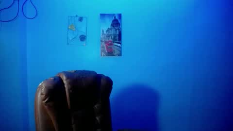 Snapshot of blackbarbiechantalxvx chatting on 10-27-25, 06:56 blackbarbiechantalxvx online show from 10-27-25, 06:56