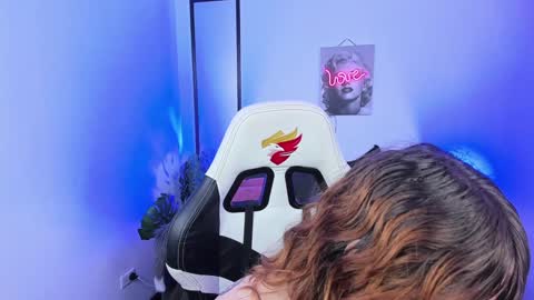 Sophie online show from 02-03-25, 03:06