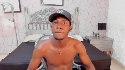 Snapshot of blackbiecock chatting on 02-28-25, 04:10 blackbiecock online show from 02-28-25, 04:10