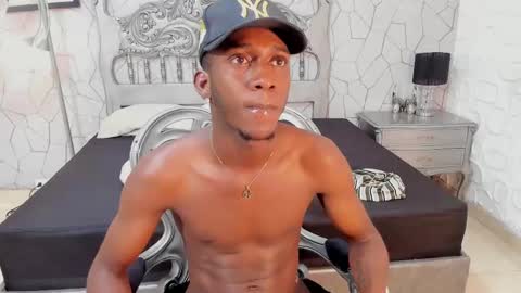 Snapshot of blackbiecock chatting on 02-28-25, 07:15 blackbiecock online show from 02-28-25, 07:15