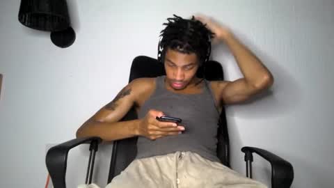 Snapshot of blackbulltitus chatting on 06-24-26, 02:54 BlackBullTitus online show from 06-24-26, 02:54