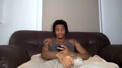 Snapshot of blackbulltitus chatting on 07-25-26, 03:26 BlackBullTitus online show from 07-25-26, 03:26