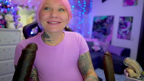 Snapshot of blackedbarbie chatting on 12-26-24, 09:58 Alice online show from 12-26-24, 09:58