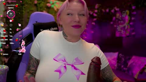 Snapshot of blackedbarbie chatting on 09-20-25, 12:50 Alice online show from 09-20-25, 12:50