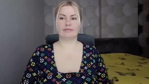 blackeyes11 online show from 12-15-25, 01:21