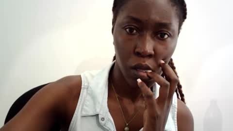 Blackfairy02 online show from 10-29-25, 09:55