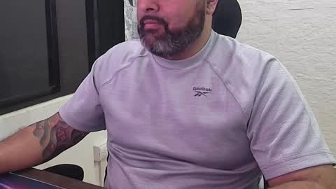 Snapshot of blackfirebird chatting on 10-17-25, 12:14 blackfirebird online show from 10-17-25, 12:14