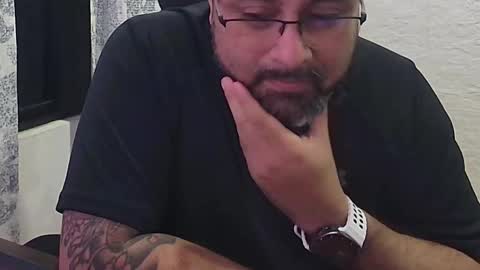 Snapshot of blackfirebird chatting on 10-29-25, 01:41 blackfirebird online show from 10-29-25, 01:41