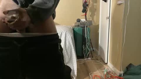 Snapshot of blackjag107 chatting on 11-05-25, 11:54 blackjag107 online show from 11-05-25, 11:54