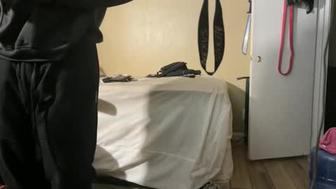 Snapshot of blackjag107 chatting on 11-29-25, 04:37 blackjag107 online show from 11-29-25, 04:37