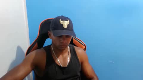 Snapshot of blackkiss_sweet chatting on 09-16-25, 06:53 blackkiss_sweet online show from 09-16-25, 06:53