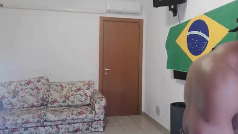 Snapshot of blackkiss_sweet chatting on 10-22-25, 04:07 blackkiss_sweet online show from 10-22-25, 04:07