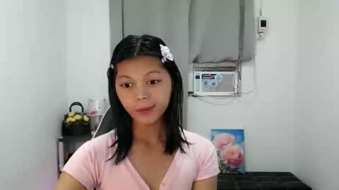 Snapshot of blackmanika chatting on 10-18-25, 03:24 blackmanika online show from 10-18-25, 03:24