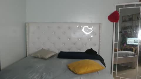 Cleo online show from 02-11-26, 06:24