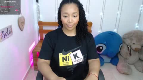 blackqueen_18 online show from 12-11-24, 04:28