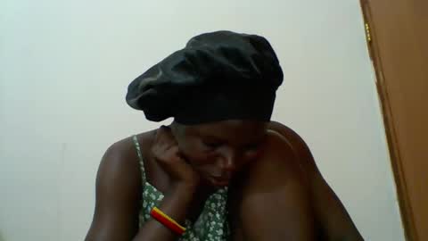 SARAH online show from 10-20-25, 07:31
