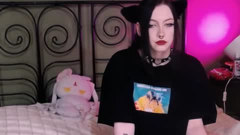 blacky_tea online show from 11-02-25, 09:22