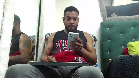 Richard online show from 01-06-25, 06:25