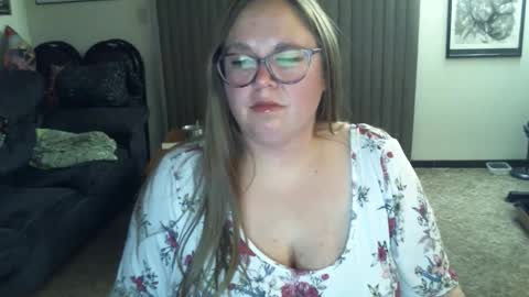 Snapshot of bladesizzo3111 chatting on 12-19-24, 08:23 bladesizzo3111 online show from 12-19-24, 08:23