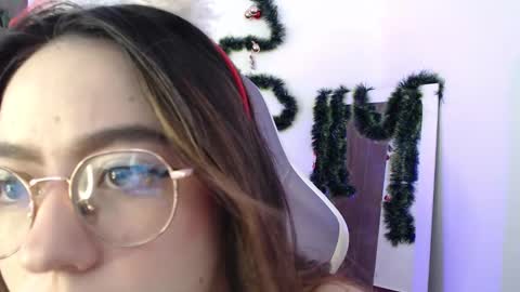   online show from 12-24-24, 12:00