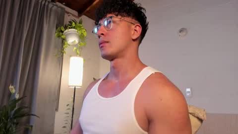 Blake Levi  Independent Model online show from 02-10-25, 12:41