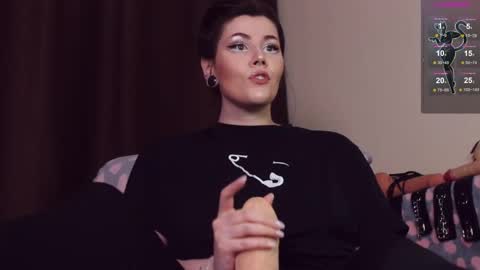 Britney online show from 02-09-25, 04:07