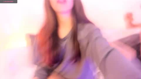  JULIE  online show from 11-22-25, 04:33