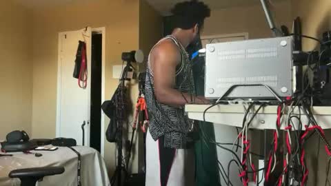 Blackjag00 online show from 09-18-25, 01:18