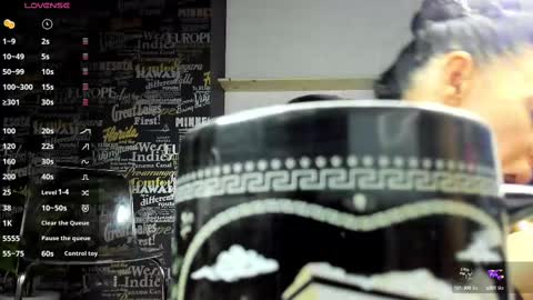 Snapshot of blakmy chatting on 02-21-25, 04:29 blakmy online show from 02-21-25, 04:29