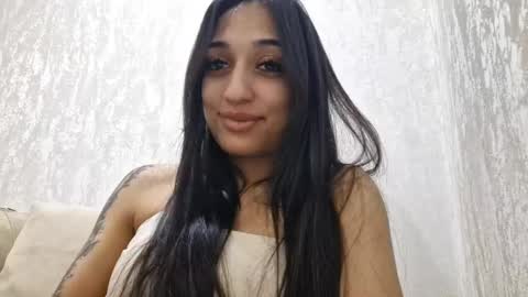 blancadossey online show from 11-19-25, 01:33