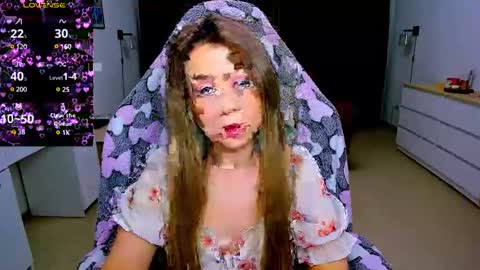 Nicole online show from 03-06-25, 01:03