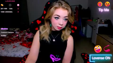 Nicole online show from 02-18-26, 05:25