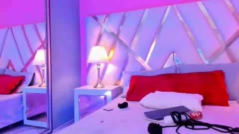 blissroom online show from 10-21-25, 06:03