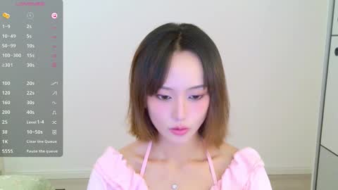 Snapshot of blon_kater chatting on 09-18-25, 08:49 YoYo online show from 09-18-25, 08:49