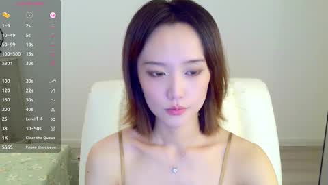 Snapshot of blon_kater chatting on 10-09-25, 02:20 YoYo online show from 10-09-25, 02:20