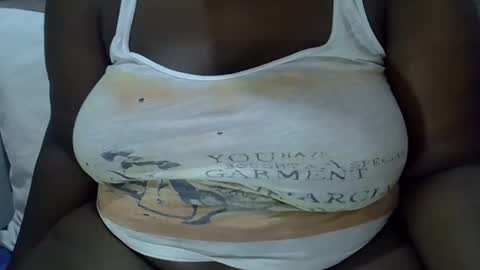 Snapshot of blonde202 chatting on 10-21-25, 12:55 Abbygael online show from 10-21-25, 12:55