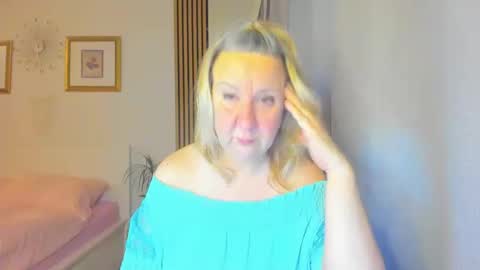 Nicole online show from 01-01-25, 05:01